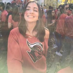 Meet your Posher, Alexia